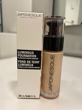 Japonesque Luminous Foundation - Shade 01